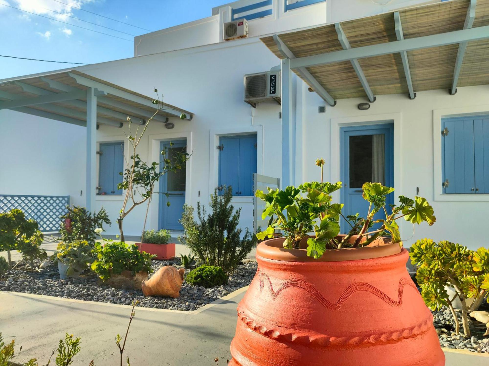 Villa Papillon Pera Gyalos Exterior foto